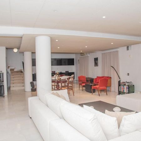 Theodore'S Maisonette Next To The Metro Station Athènes Extérieur photo
