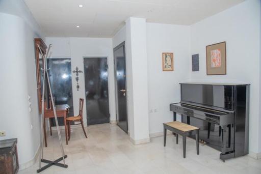Theodore'S Maisonette Next To The Metro Station Athènes Extérieur photo